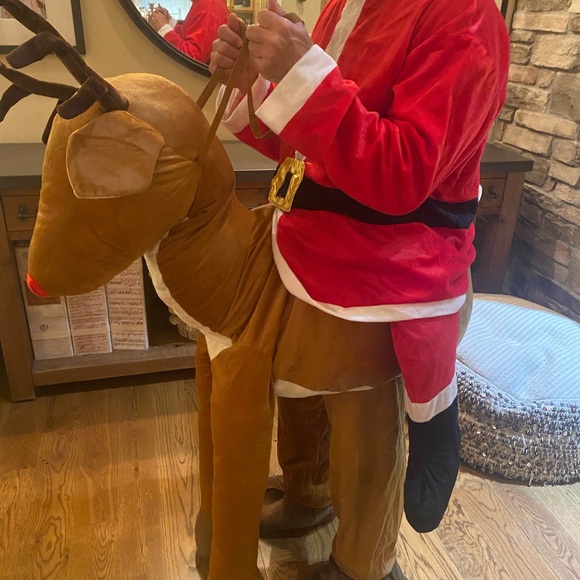 🎅Forum Novelties Men's Santa Ride-A-Reindeer Adult Costume🦌 - Picture 7 of 7